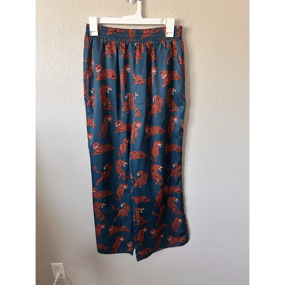 Dressed In Lala Tiger Satin Matching Set Oversized Button Up Tunic & Pants S - Picture 5 of 15